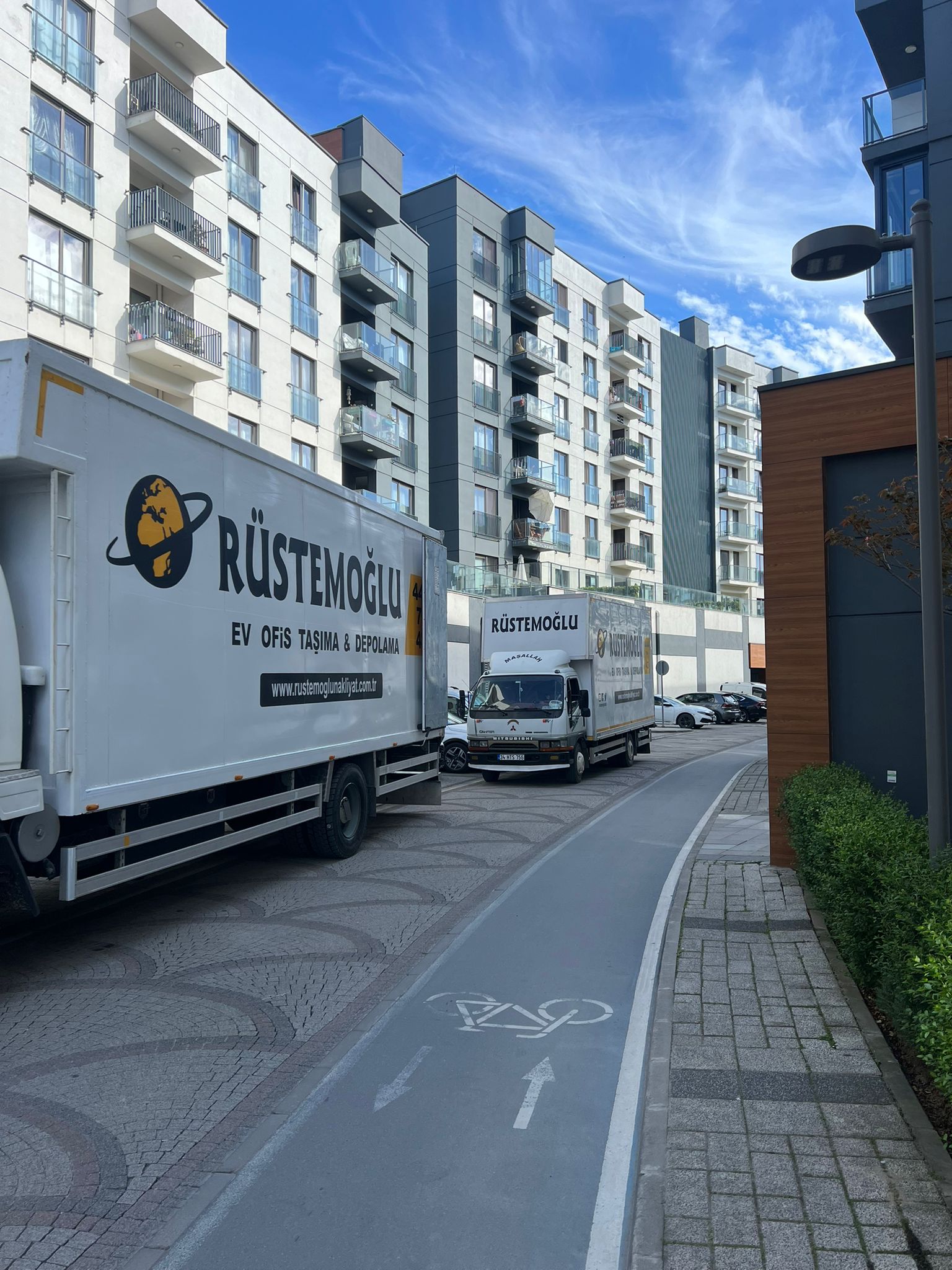 Rüstemoğlu Nakliyat – Güvenli, Hızlı ve Profesyonel Taşımacılık Hizmeti